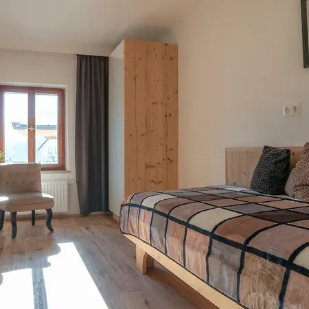 Holiday home Traditionell-modernes Haus In Hoetting